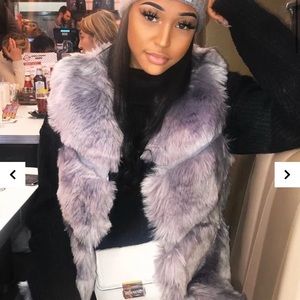 Rebellious Fashion Grey Faux Fur Gilet